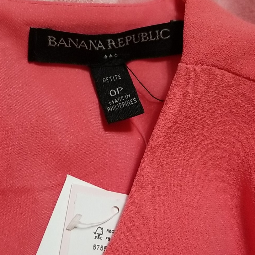 NWT! Banana Republic factory coral pink romper - Picture 2 of 8
